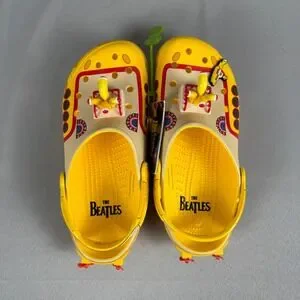 Crocs x Beatles Yellow Submarine Classic Clogs Mens 8 Yellow Limited W10 New NWT The Beatles x Crocs Yellow Submarine Classic Clog - Yellow  main image 4